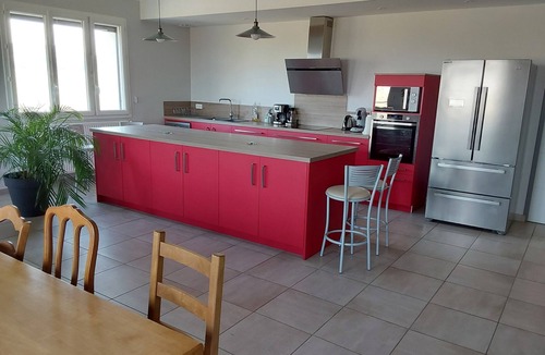 Livron-sur-Drome House | Country house