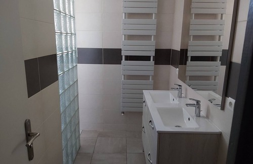 Livron-sur-Drome House | Country house