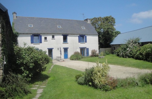 Plourivo House | Country house