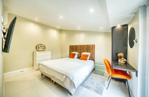 Sarrians House | Country house