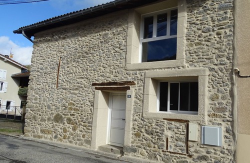 Gudas House | Country house in the Ariege ideal for skiing, hiking, biking, snowshoeing, fishing.