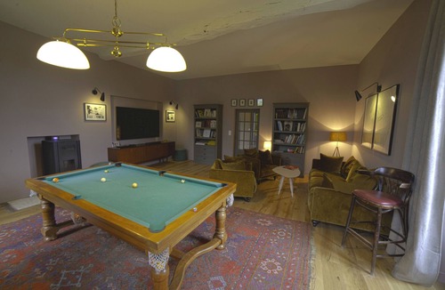 Angouleme House | Country house in town.