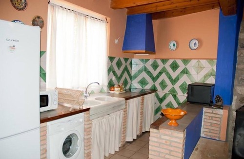 Azuara House | Country House 'Jara' with Private Terrace, Private Garden and Wi-Fi