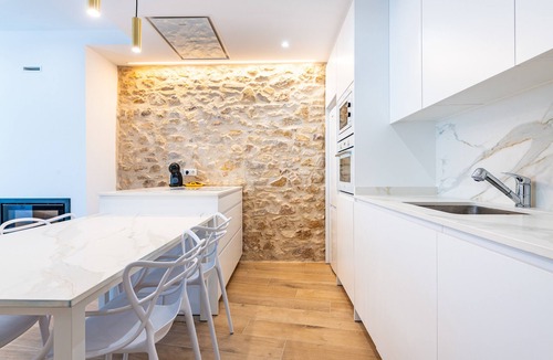 Traiguera House | Country House 'La Casa Del Campanar' with Balcony and Air Conditioning