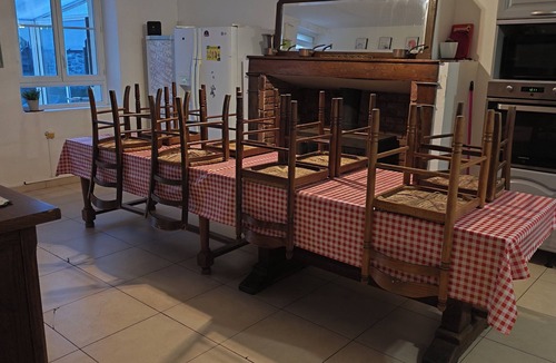 Verdelot House | Country house less than 1 hour from Paris and Reims, accommodates up to 30 people