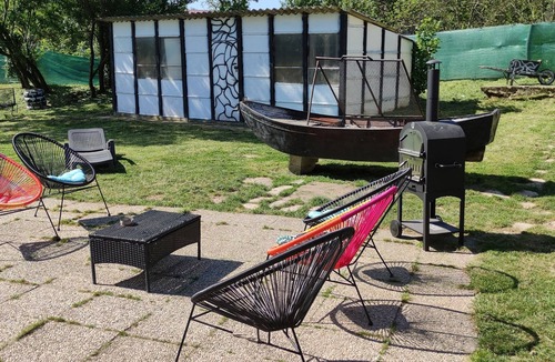 Verdelot House | Country house less than 1 hour from Paris and Reims, accommodates up to 30 people
