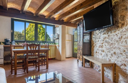 El Perello Villa | Country House "Lo Paller" with Mountain View, Shared Pool & Wi-Fi