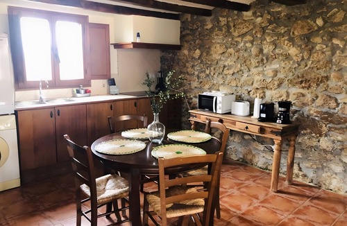 Deltebre House | Country House 'Marisma' with Shared Pool, Wi-Fi and Air Conditioning
