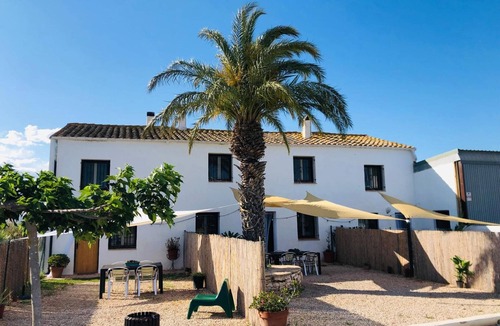 Deltebre House | Country House 'Marisma' with Shared Pool, Wi-Fi and Air Conditioning