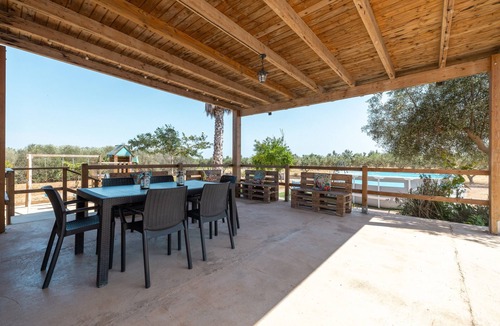 L'Aldea House | Country House 'Masía Punta L'abat' with Mountain Views, Private Pool & Terrace