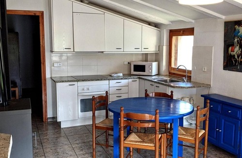Santa Pau House | Country House 'Mas El Carrer - Baixos' with Mountain View, Shared Pool and Wi-Fi