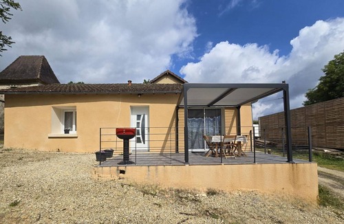Mensignac Cottage | Country house near Périgueux with parking and wifi