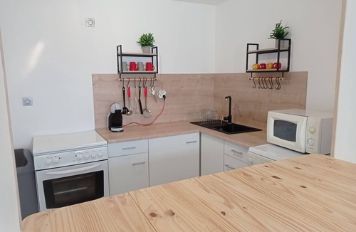 Sees House | Country house near shops