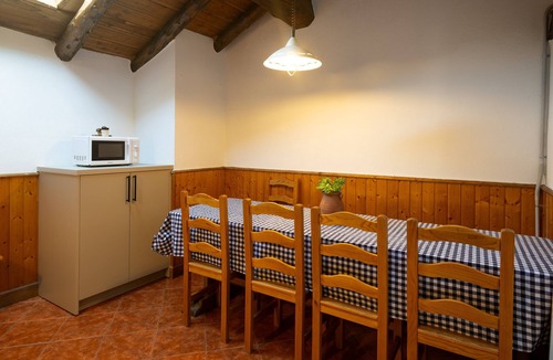 Guipuzcoa Province House | Country House 'Pagorriaga' with Mountain View, Shared Terrace and Wi-Fi