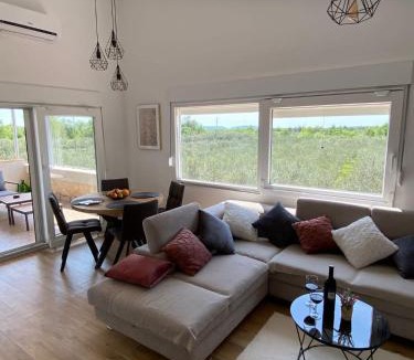 Bristane House | Country House Peace