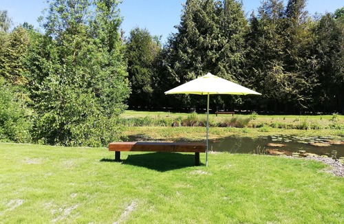 Trucy Bed & Breakfast | Country house, ponds and bucolic setting.