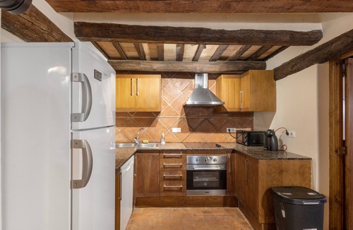 Puigreig House | Country House 'Subiraneta' with Mountain View, Private Pool and Wi-Fi