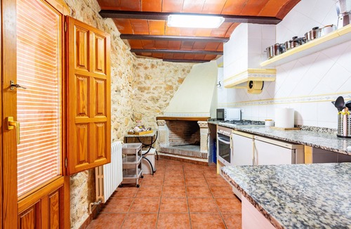 Albocasser House | Country House 'Virginia' with Mountain View and Balcony
