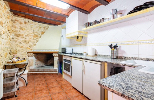 Albocasser House | Country House 'Virginia' with Mountain View and Balcony