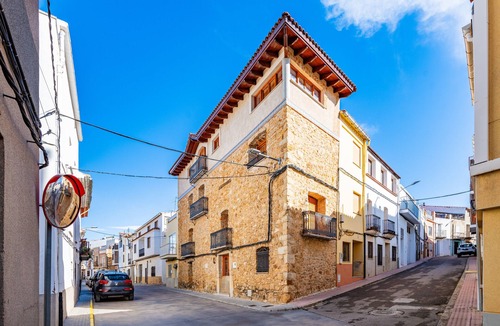 Albocasser House | Country House 'Virginia' with Mountain View and Balcony