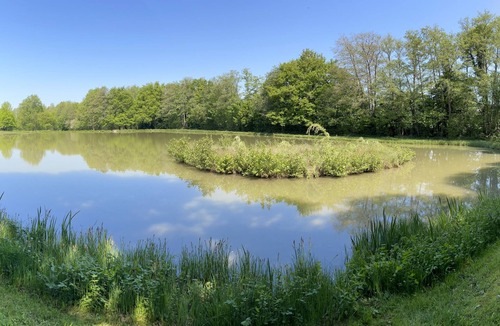 Henrichemont House | Country house with ponds