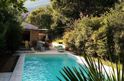 Mars House | Country house with private pool. Sleeps 4. Ideal for hiking.