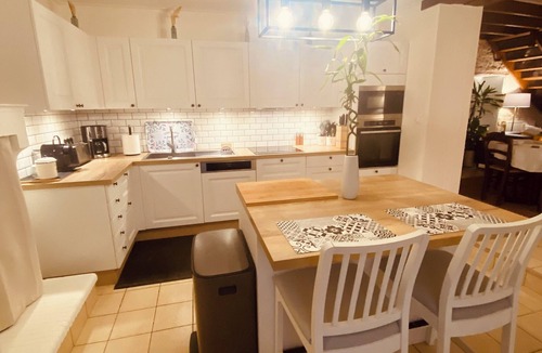 Chasnais House | Country house with private pool 20 min from the ocean