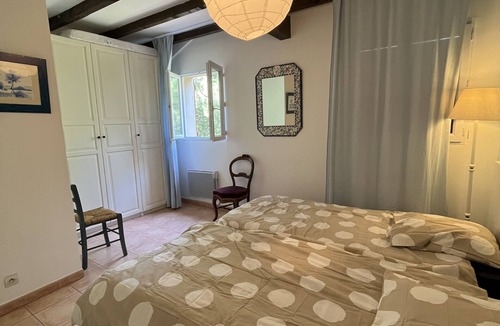 Saissac Apartment | Country house with private garden