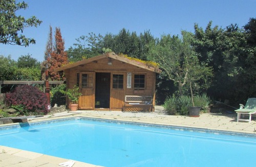 Mache House | Country house with private pool, sleeps 10, calm and rest, Mache