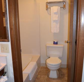 Libby Hotel | Country Inn Libby