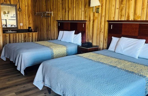 Licking Hotel | Country Inn Motel