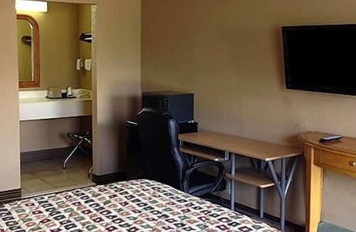 Vivian Hotel | Country Inn Motel Vivian