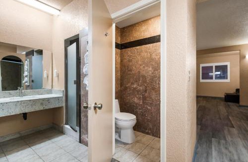 Jamestown Hotel | Country Inn Sonora