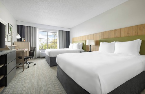Springfield Hotel | Country Inn & Suites by Radisson, Springfield, OH