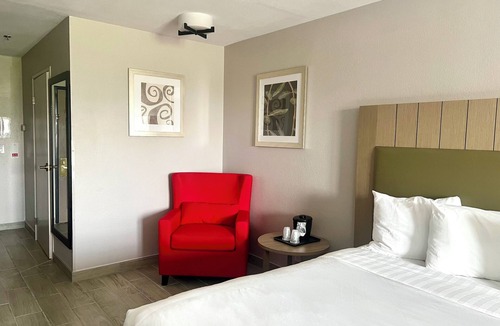Fort Worth Hotel | Country Inn & Suites by Radisson, Fort Worth, TX