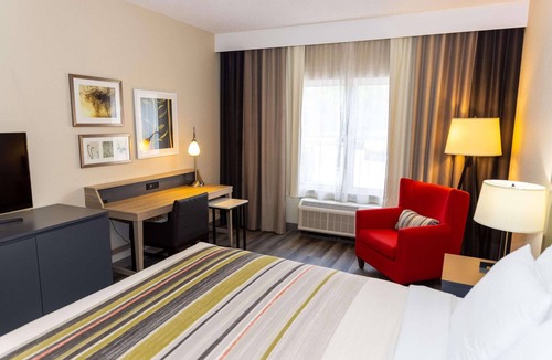 Lehighton Hotel | Country Inn & Suites by Radisson, Lehighton (Jim Thorpe), PA