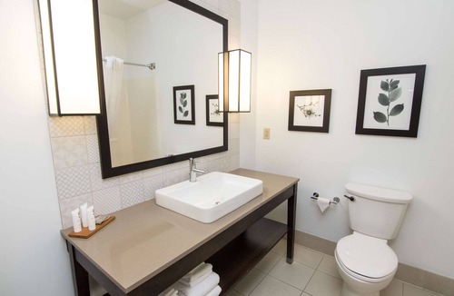 Lehighton Hotel | Country Inn & Suites by Radisson, Lehighton (Jim Thorpe), PA