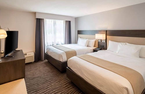 Rochester Hotel | Country Inn & Suites by Radisson, Rochester-Pittsford/Brighton, NY