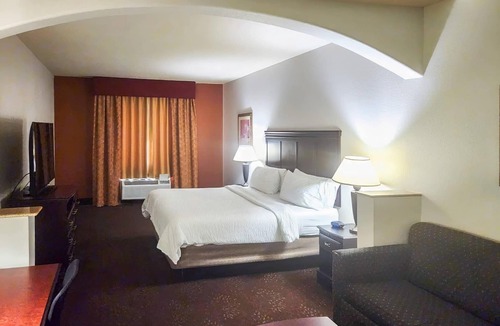 Terrell Hotel | Country Inn & Suites by Radisson, Terrell