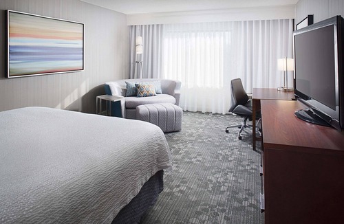 Columbus Hotel | Country Inn & Suites by Radisson, Columbus-Edinburgh