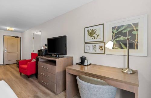 Kenosha Hotel | Country Inn & Suites by Radisson Kenosha - Pleasant Prairie