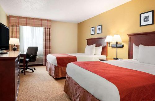 Cedar Rapids Hotel | Country Inn & Suites by Radisson, Cedar Rapids Airport, IA