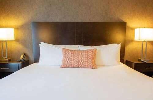 Garden City Hotel | Country Inn & Suites by Radisson, Garden City, KS