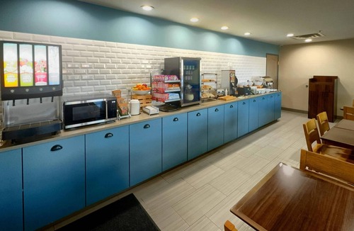 Harrisonburg Hotel | Country Inn & Suites by Radisson, Harrisonburg, VA