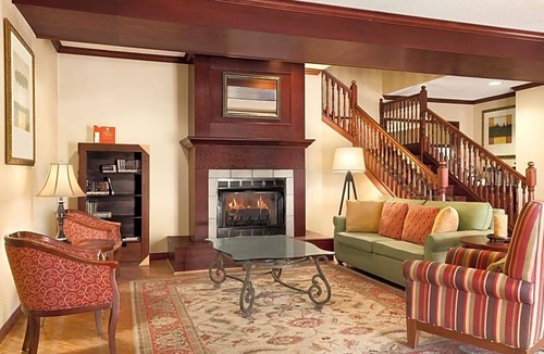 Kearney Hotel | Country Inn & Suites by Radisson, Kearney, NE
