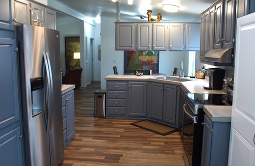 Cunningham House | Country Living. 10 minutes to Moses Lake, 10 minutes to Warden