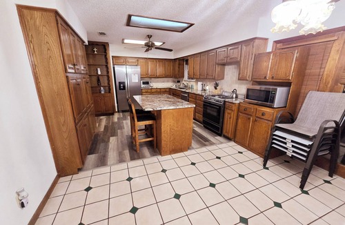 Roanoke Other | Country Living at its Best!