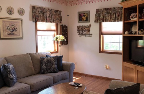 Eagle Point Bed & Breakfast | Country Living done right!