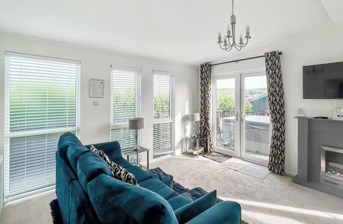 Tintagel Ski Chalet | Country Lodge Four Spa