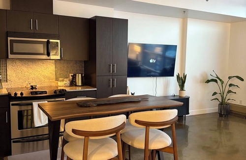Beltline Apartment | Country Meets City! Modern 1BR Downtown Condo